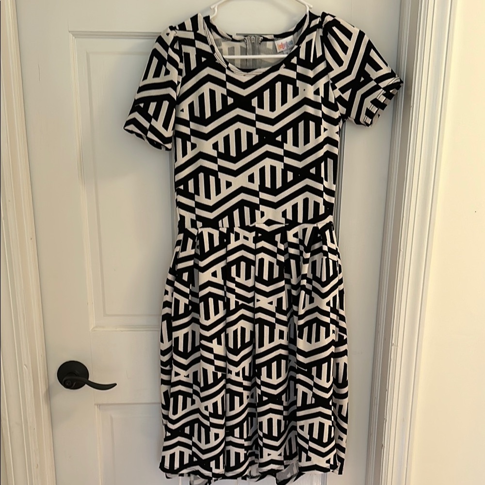 LuLaRoe Black and White Geometric Knee-Length Dress
